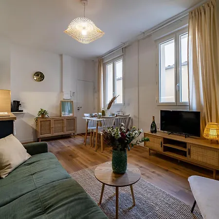 Lägenhet Ambiance Nature Aux Portes Des Halles De Nîmes