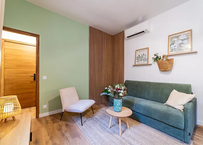 Apartment Ambiance Nature Aux Portes Des Halles De *