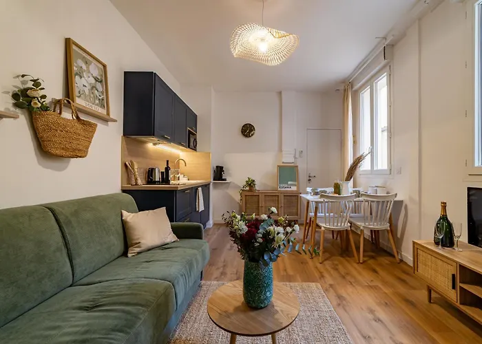 Ambiance Nature Aux Portes Des Halles De Apartment *