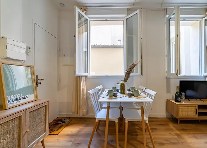 Apartment Ambiance Nature Aux Portes Des Halles De Nimes